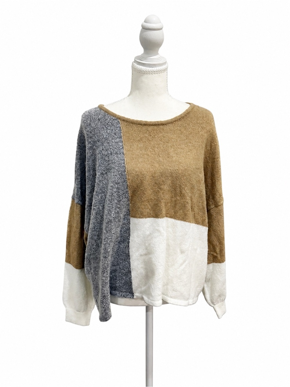 By the River Colorblock Soft Knit Sweater Small/Medium Neutral Gray Camel White